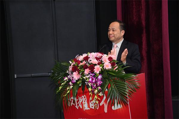 中国输血协会理事长朱永明1 - 副本.JPG
