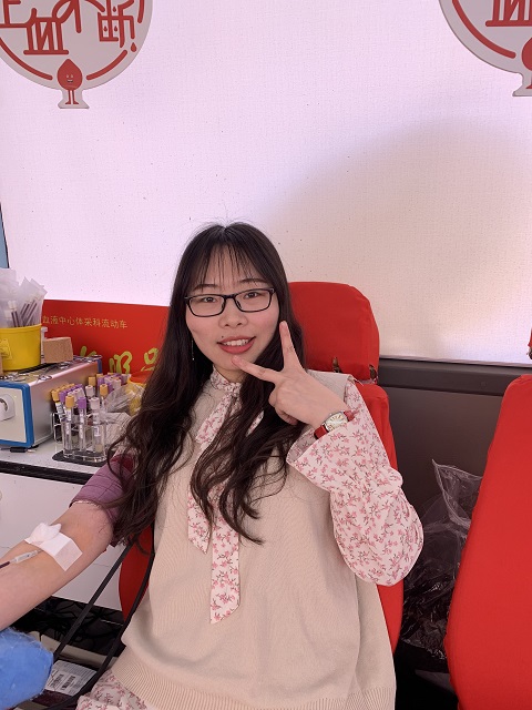 倪凌云.jpg