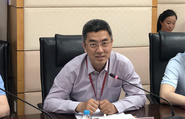 陆主任代表中心发言_副本1.jpg