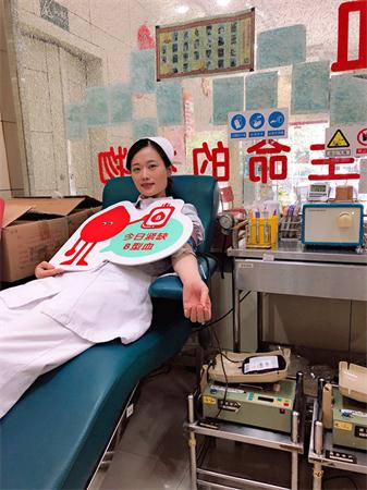 体采科员工钱佳玮参加无偿献血2019年6月24日.jpg