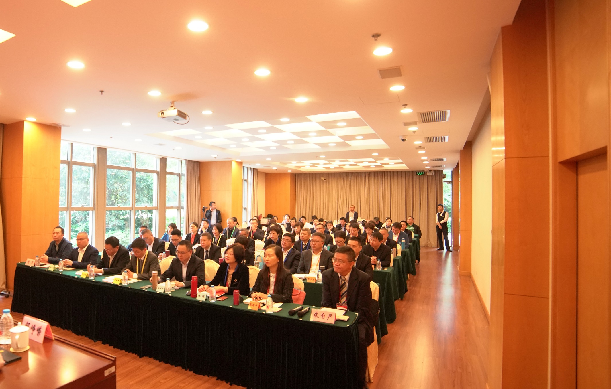 图6：开幕式现场.jpg