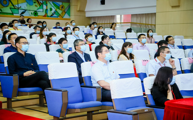 图片3会议现场.jpg