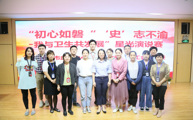 合影.jpg