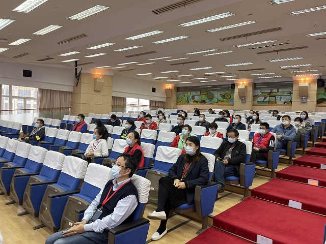 收看视频培训会现场2.jpg