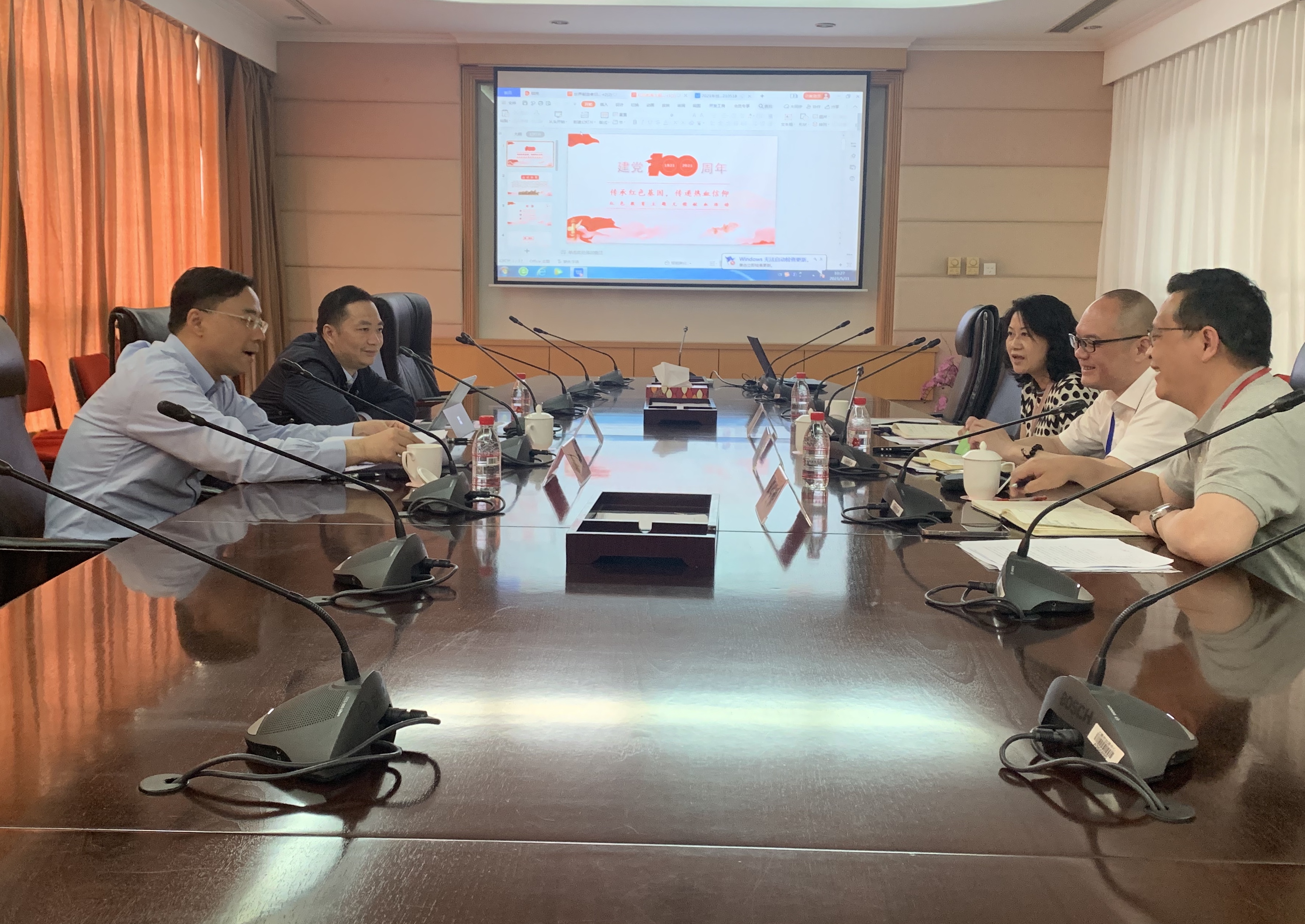 专题会现场.jpg