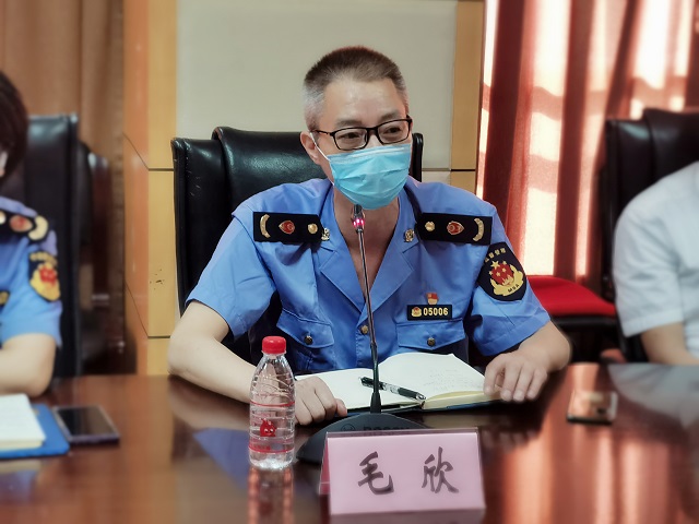 长宁区市场局副局长毛欣发言.jpg