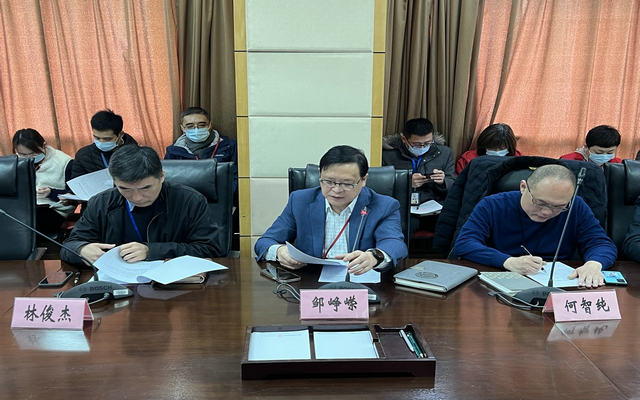 2、邹讲话.jpg