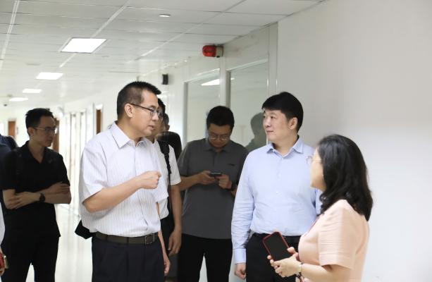 国家卫生健康委医疗应急司领导莅临上海市血液中心调研