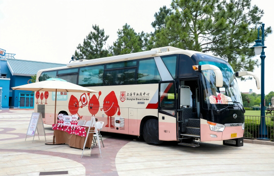 上图：献血车.jpg